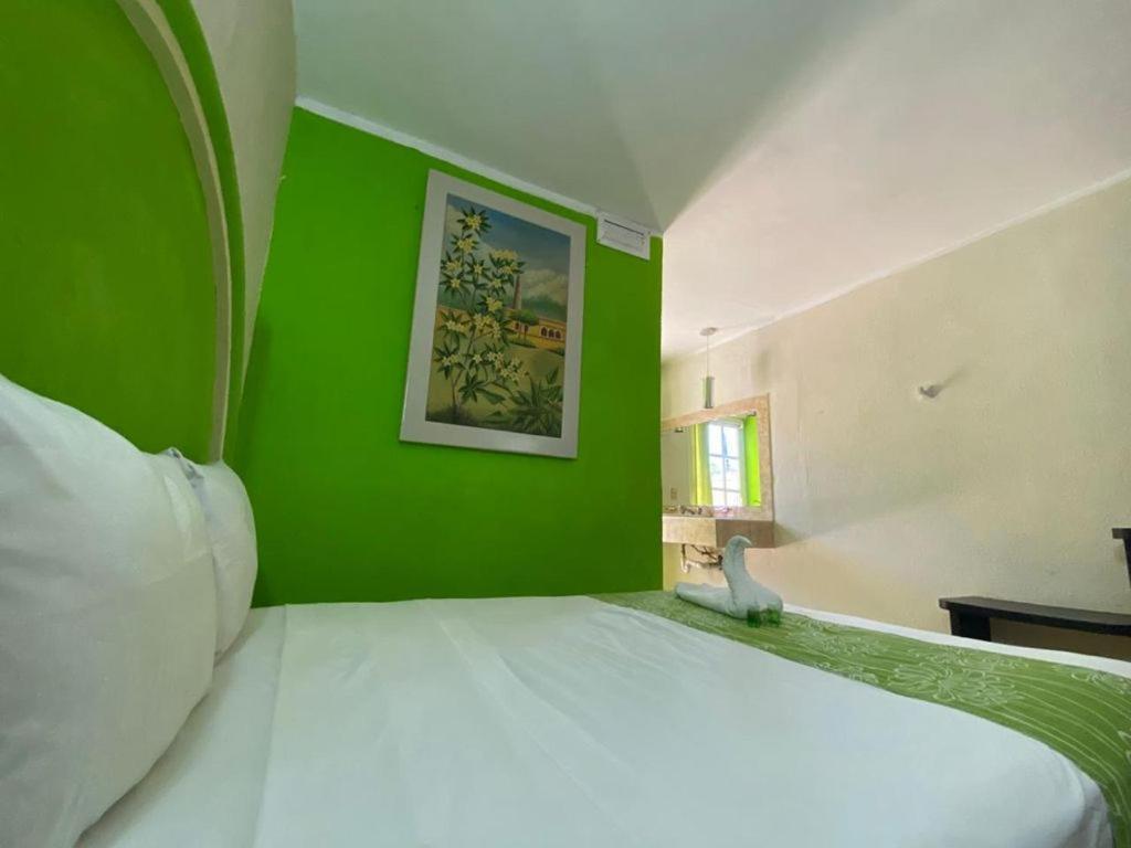 Hc International By R&T Hotel Cancun Exterior photo