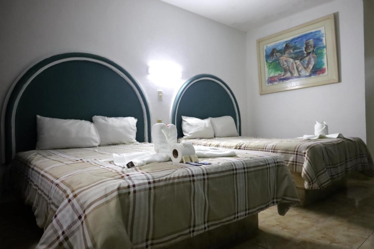 Hc International By R&T Hotel Cancun Exterior photo